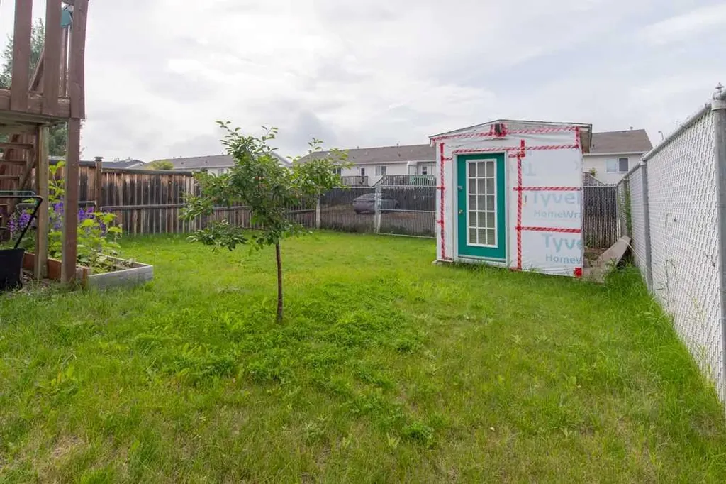 48 Blackfoot Court W Lethbridge AB T1K 7P5