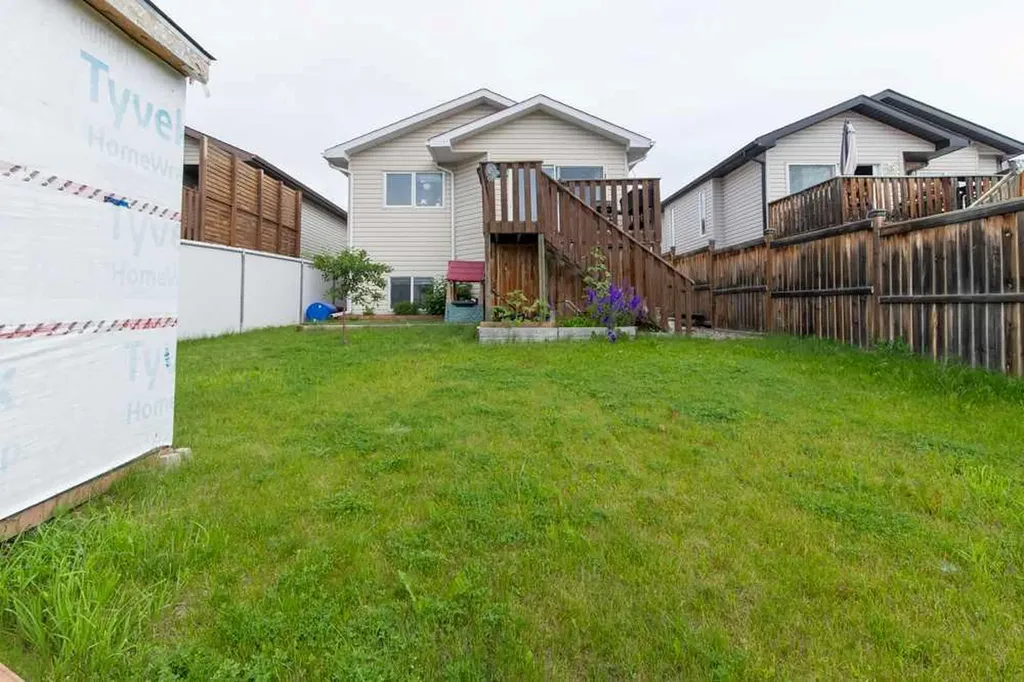 48 Blackfoot Court W Lethbridge AB T1K 7P5