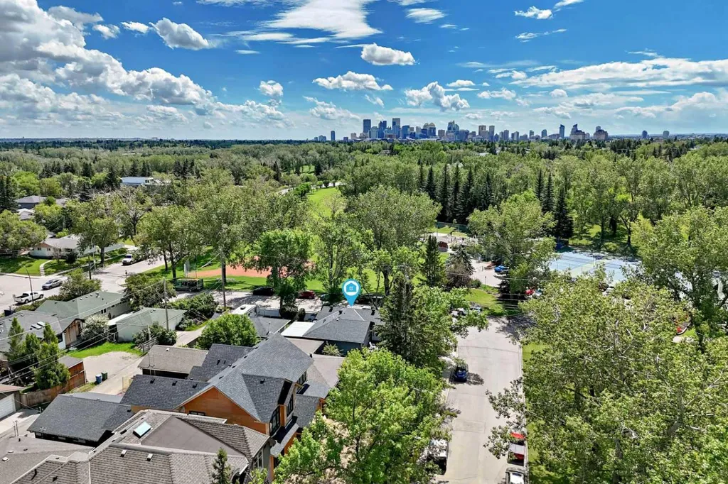 2024 Chicoutimi Drive NW Calgary AB T2L 0V7