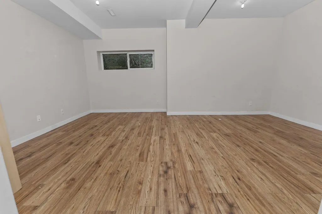 333 Taralake Way NE Calgary AB T3J 0R5
