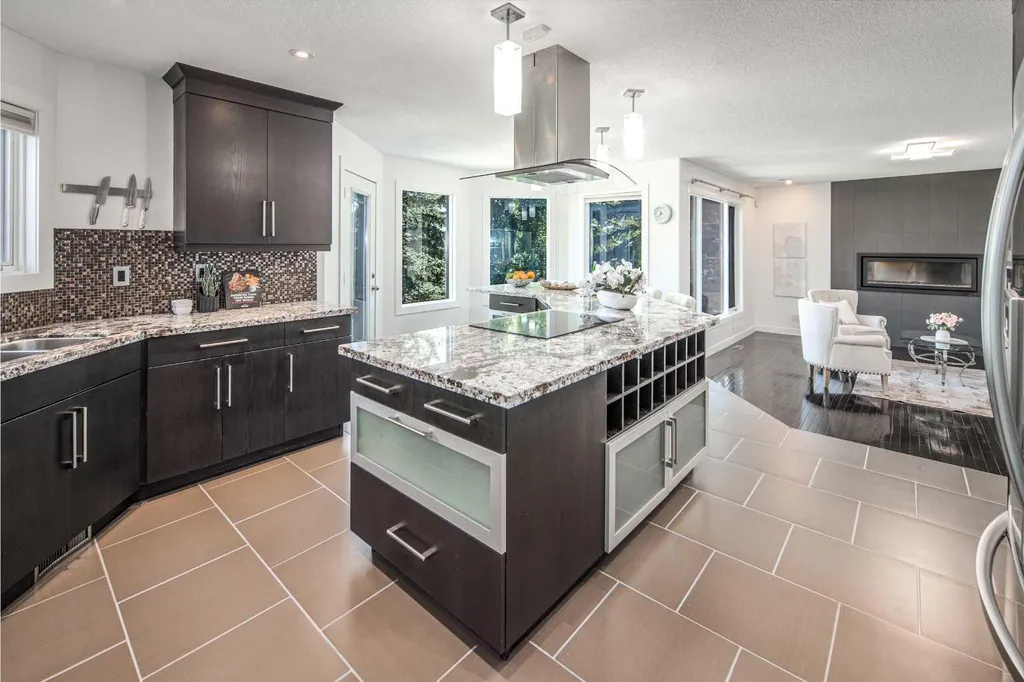 1396 Shawnee Road SW Calgary AB T2Y 2H1
