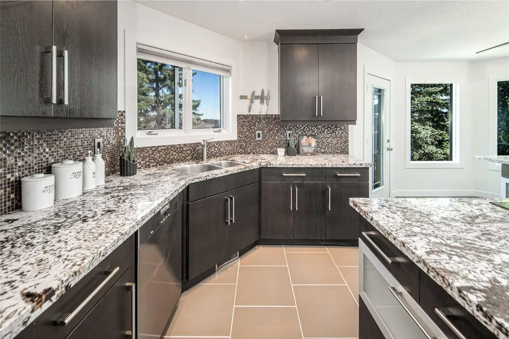 1396 Shawnee Road SW Calgary AB T2Y 2H1
