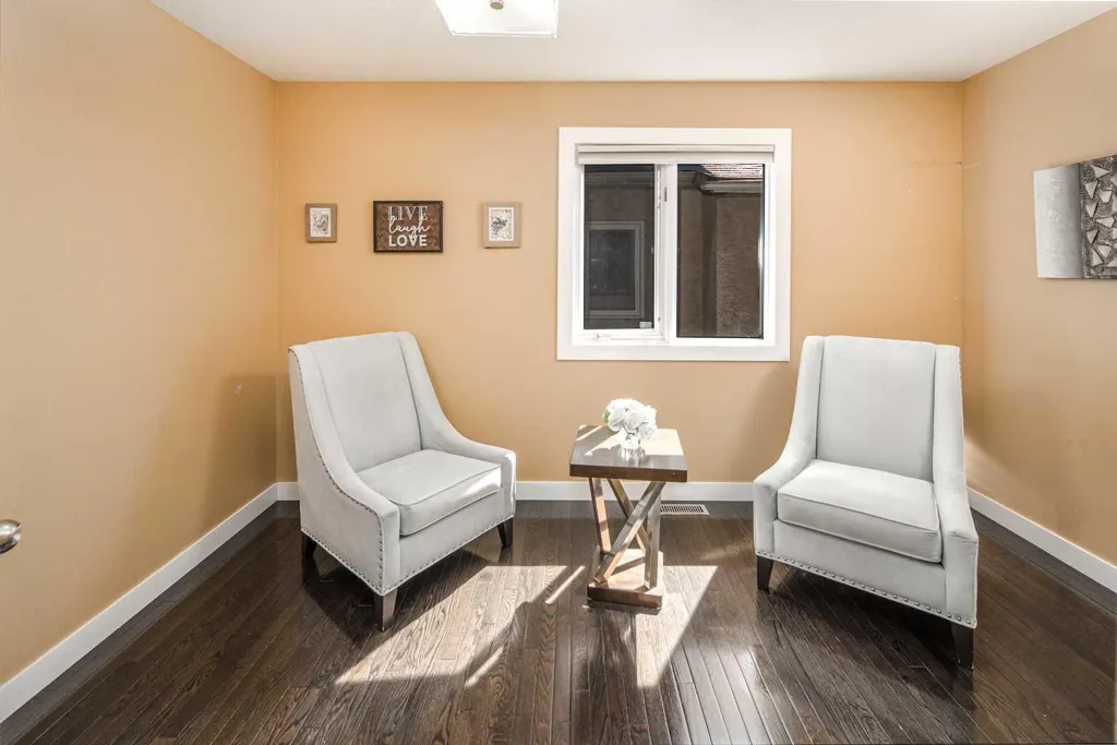 1396 Shawnee Road SW Calgary AB T2Y 2H1