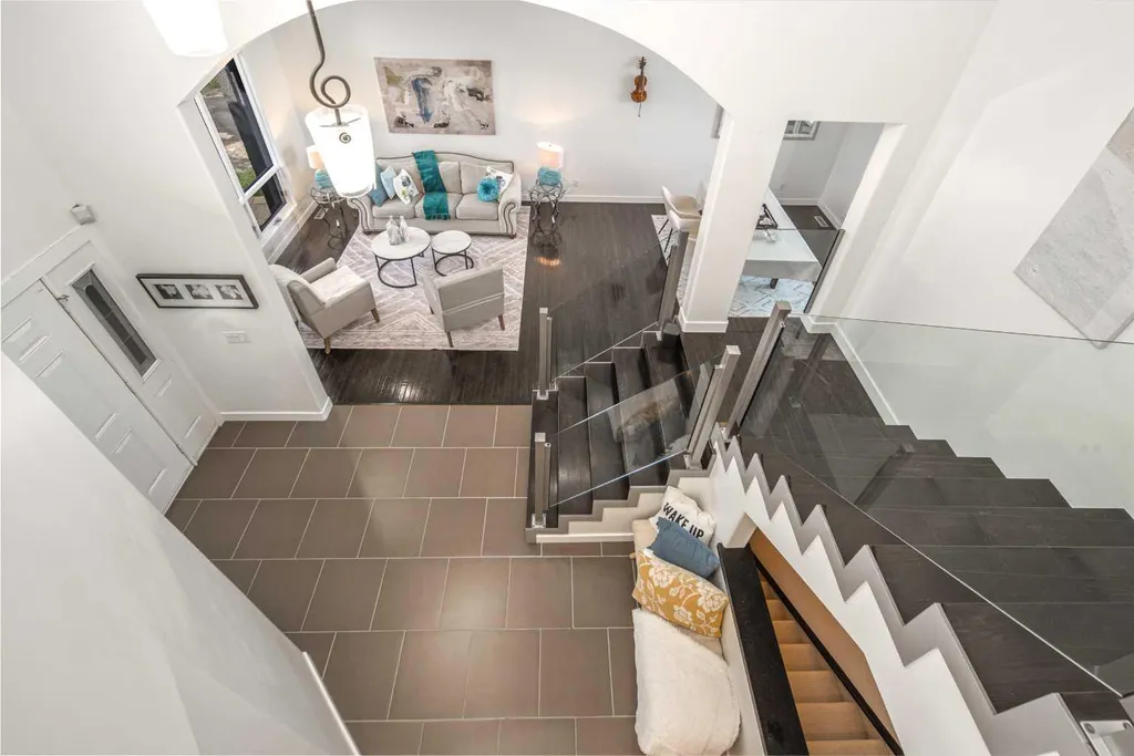 1396 Shawnee Road SW Calgary AB T2Y 2H1