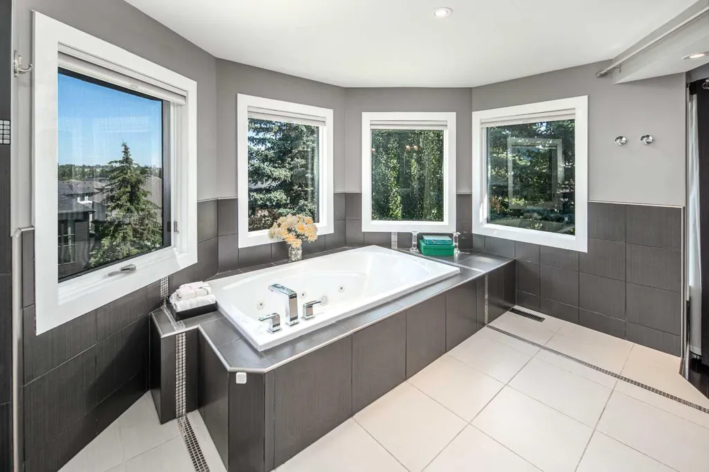1396 Shawnee Road SW Calgary AB T2Y 2H1