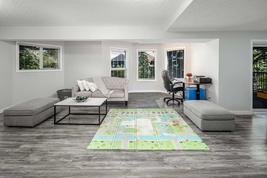 1396 Shawnee Road SW Calgary AB T2Y 2H1