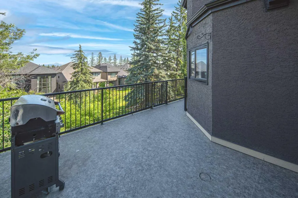 1396 Shawnee Road SW Calgary AB T2Y 2H1