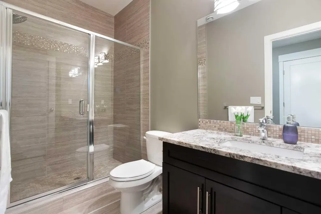 434 22 Avenue NW Calgary AB T2M 1N3