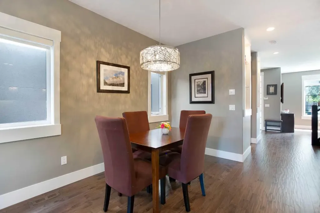 434 22 Avenue NW Calgary AB T2M 1N3