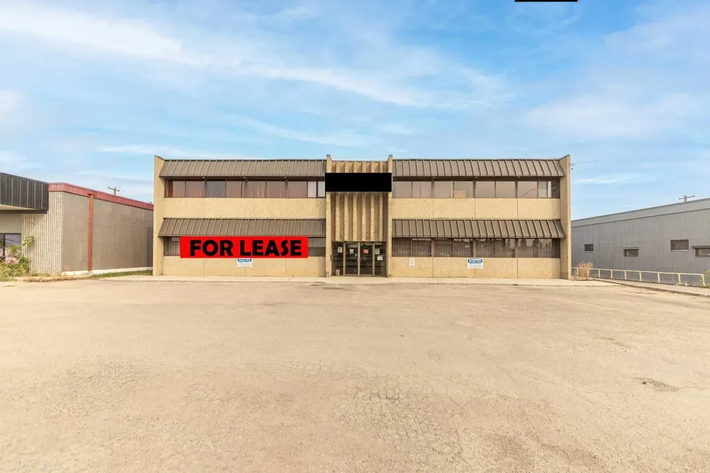 5720 44 Street Lloydminster AB T9V 0B6