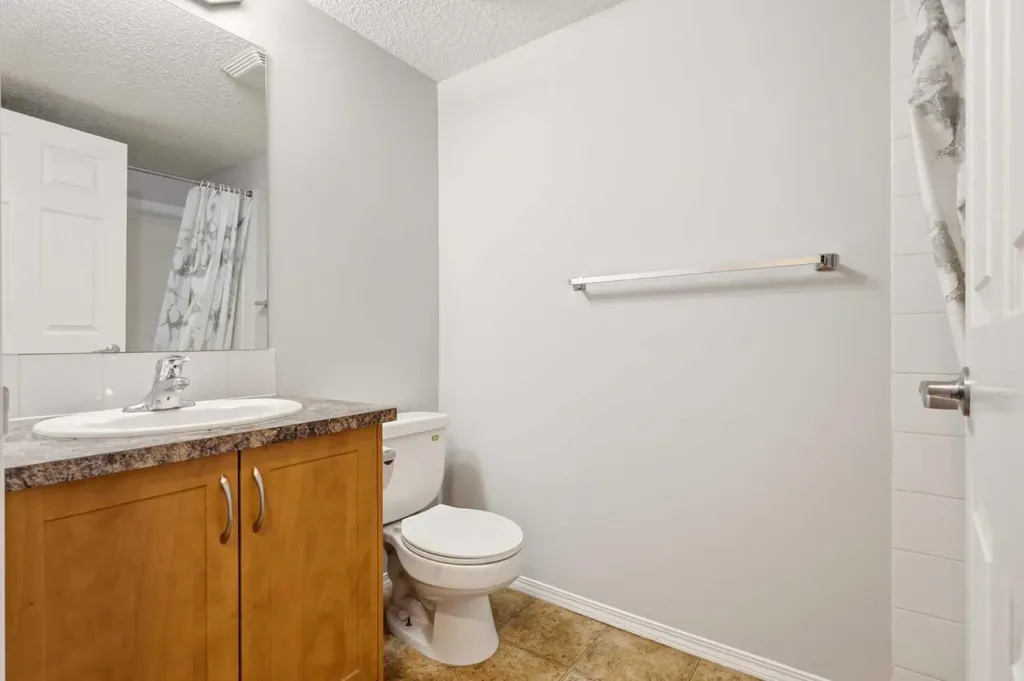 700 Willowbrook Road NW Airdrie AB T4B 0L5
