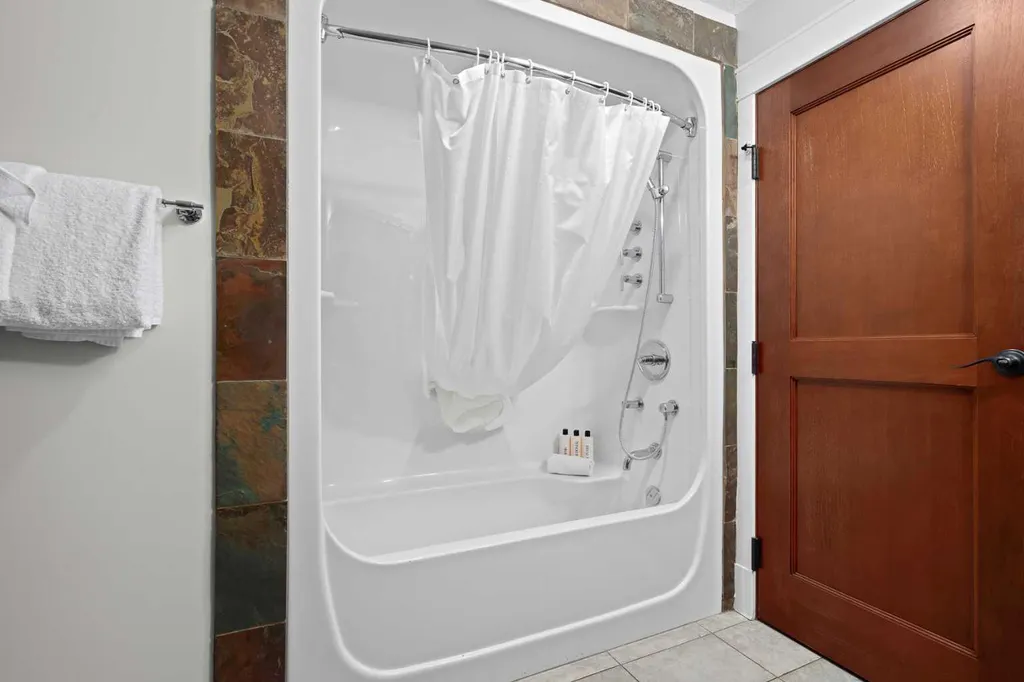 173 Kananaskis Way Canmore AB T1W0A3