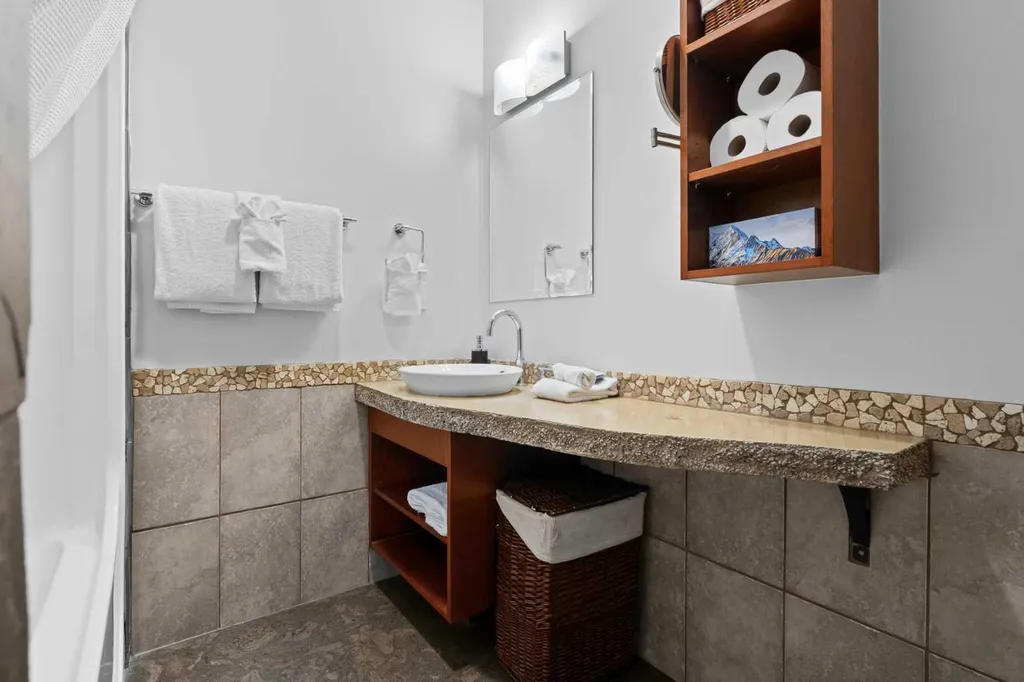 173 Kananaskis Way Canmore AB T1W0A3
