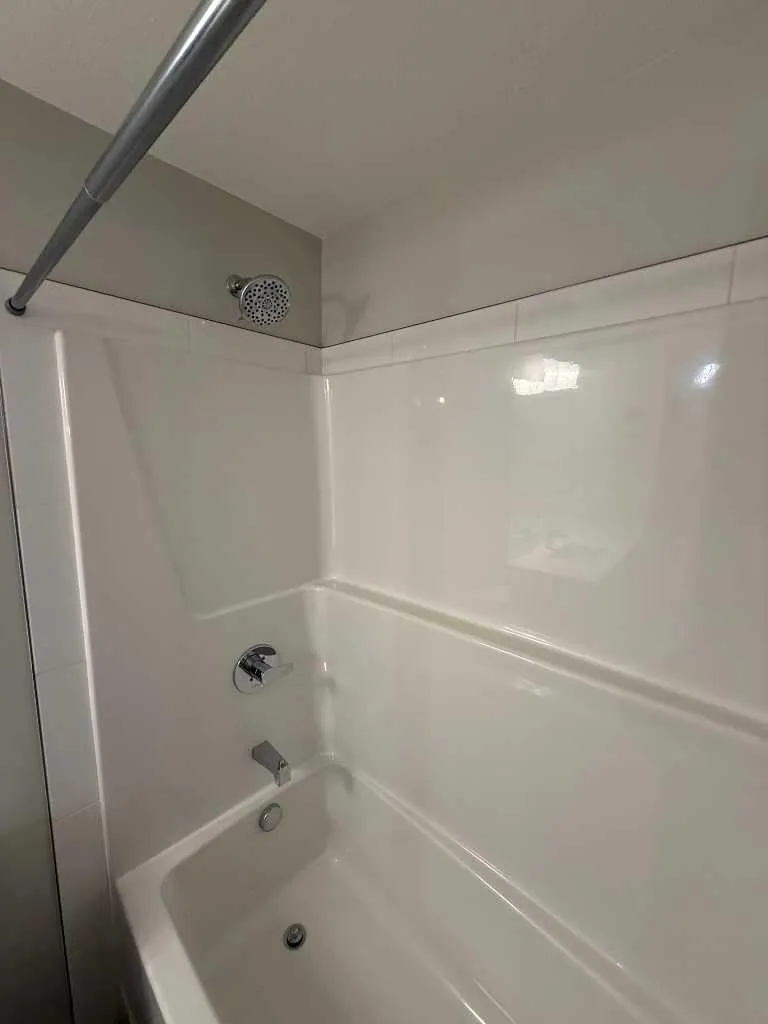 660 Shawnee Square SW Calgary AB T2Y 0X6
