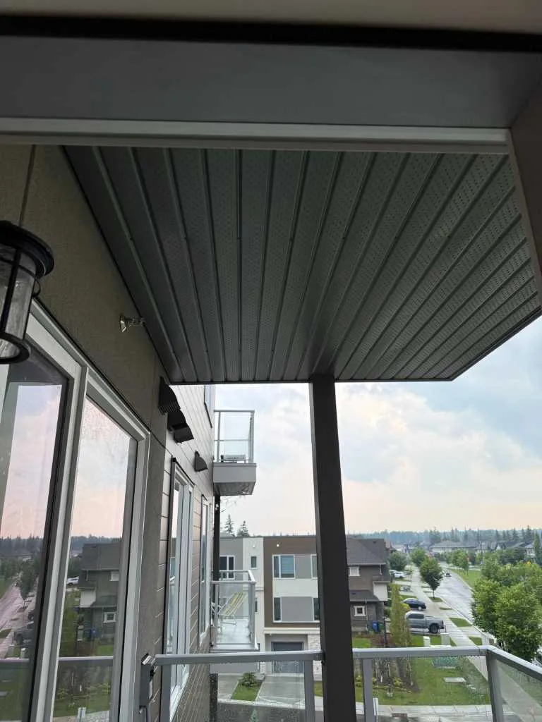 660 Shawnee Square SW Calgary AB T2Y 0X6