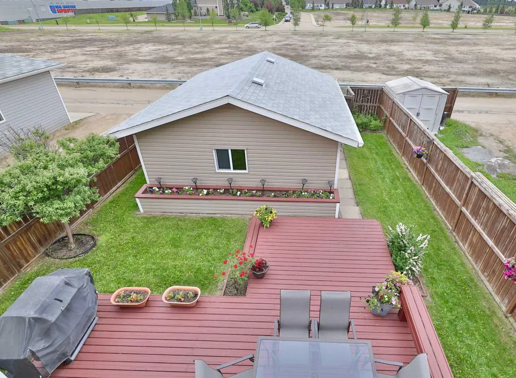 4513 73a Street Camrose AB T4V 1X9