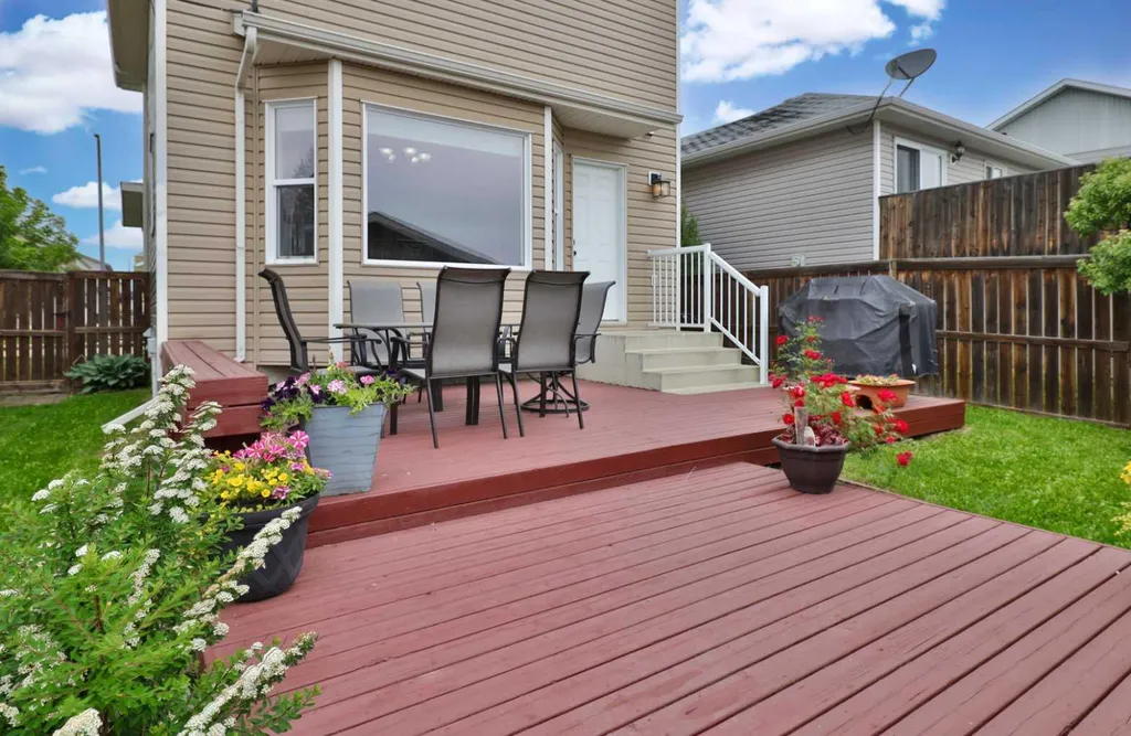 4513 73a Street Camrose AB T4V 1X9
