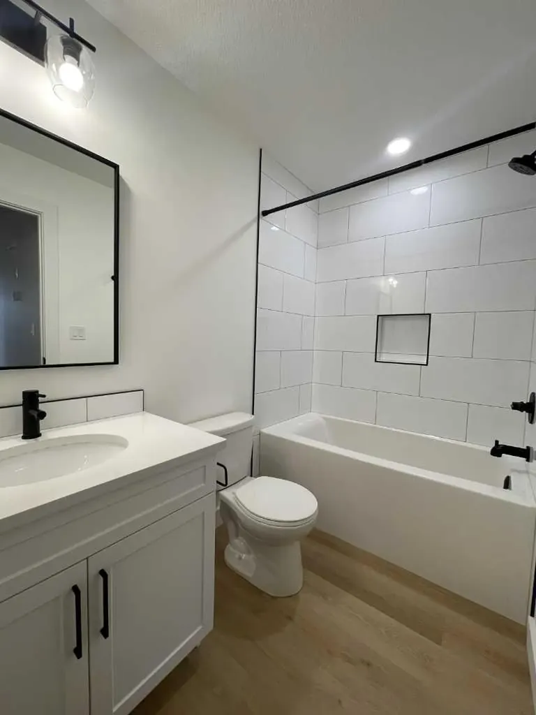 11950 79 Avenue Grande Prairie AB T8W0M6