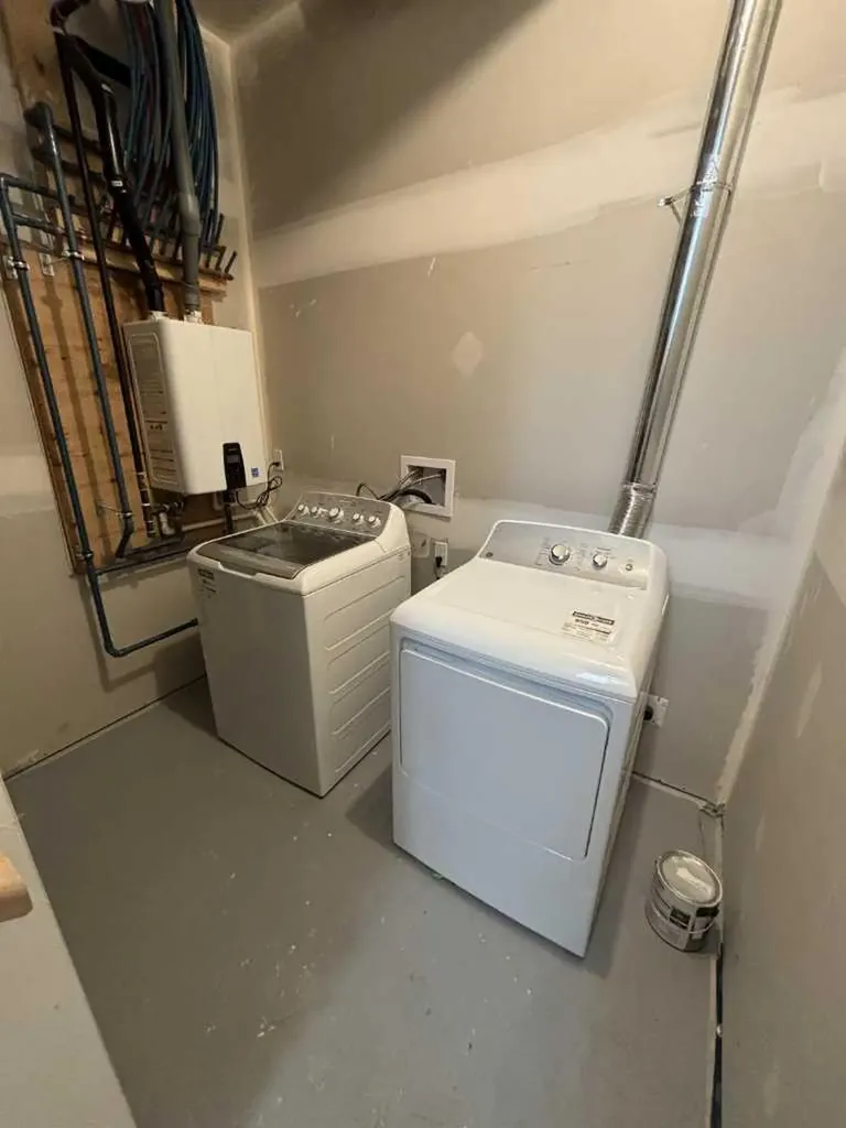 11950 79 Avenue Grande Prairie AB T8W0M6