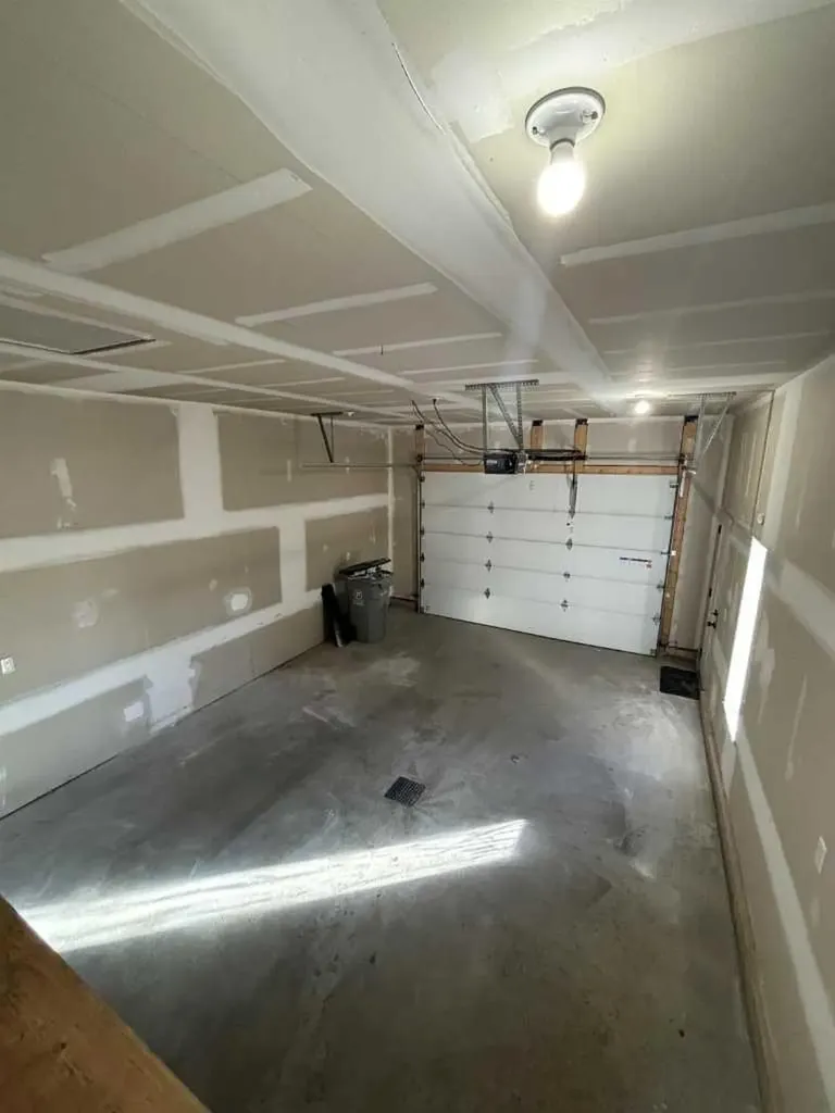 11950 79 Avenue Grande Prairie AB T8W0M6