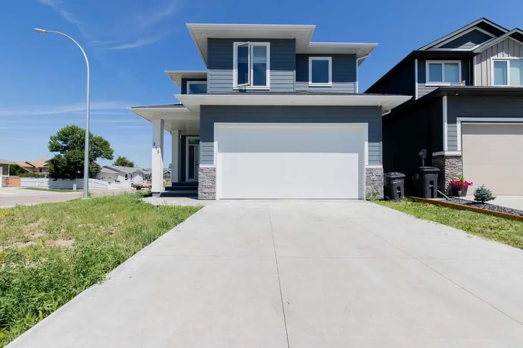 213 Greenwood Road Coalhurst AB T0L 0V2