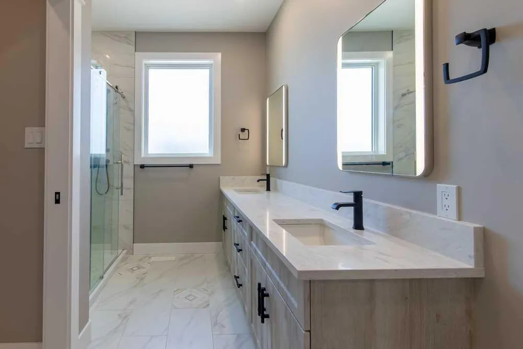 213 Greenwood Road Coalhurst AB T0L 0V2