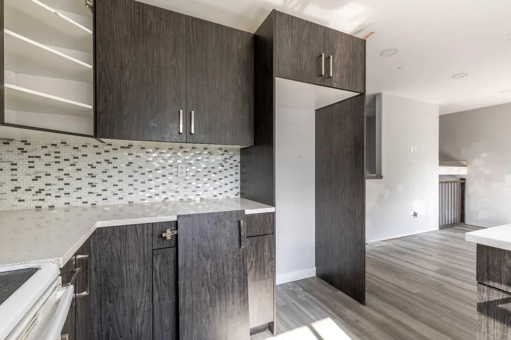 444 20 Street Lethbridge AB T1H 3N1
