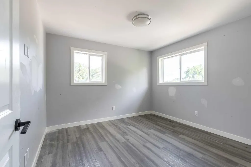 444 20 Street Lethbridge AB T1H 3N1