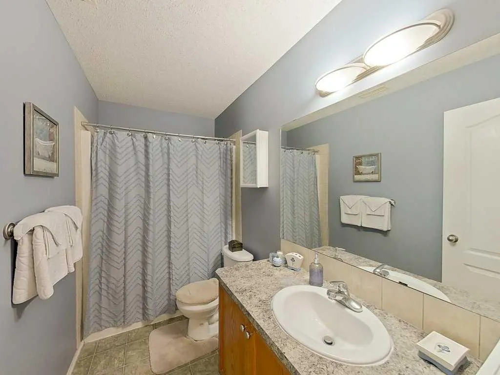 4519 45 Avenue Close Avenue Close Rocky Mountain House AB T4T 1W8