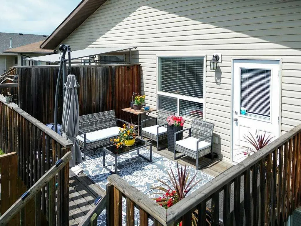 4519 45 Avenue Close Avenue Close Rocky Mountain House AB T4T 1W8
