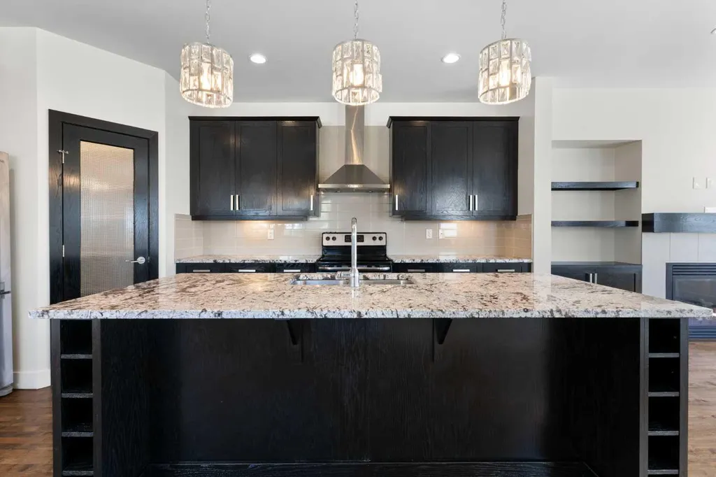 615 50 Avenue SW Calgary AB T2S1H6