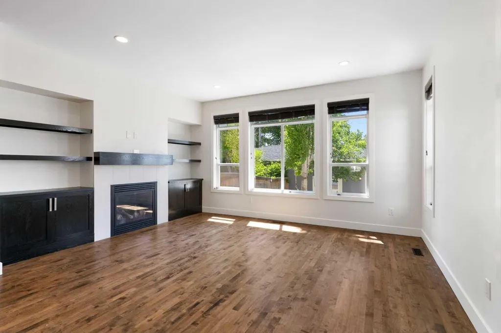 615 50 Avenue SW Calgary AB T2S1H6
