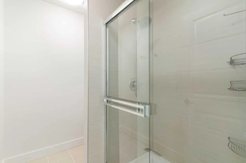 615 50 Avenue SW Calgary AB T2S1H6