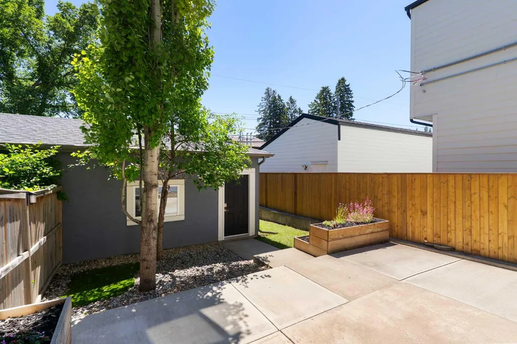 615 50 Avenue SW Calgary AB T2S1H6