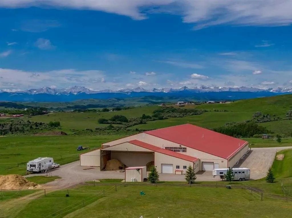 482074 144 Street W Rural Foothills County AB T1S 1A1