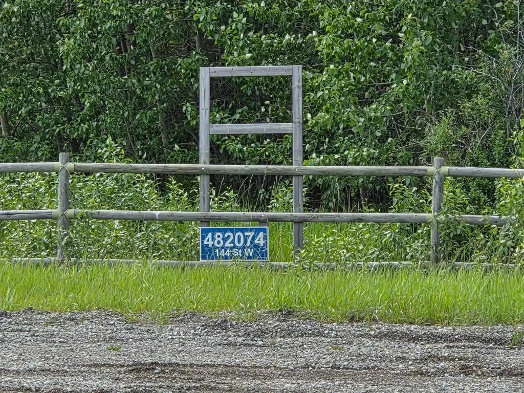 482074 144 Street W Rural Foothills County AB T1S 1A1