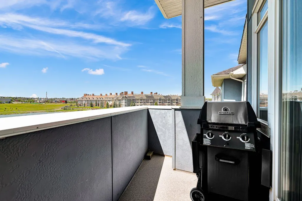 108 Country Village Circle NE Calgary AB T3K 0E3