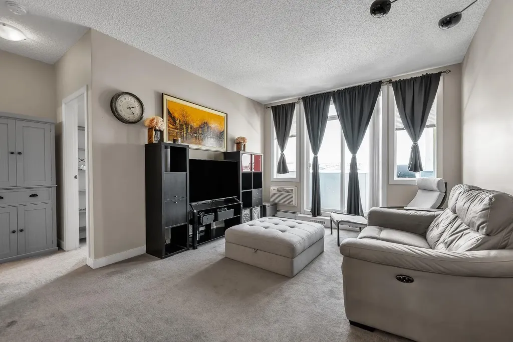 108 Country Village Circle NE Calgary AB T3K 0E3