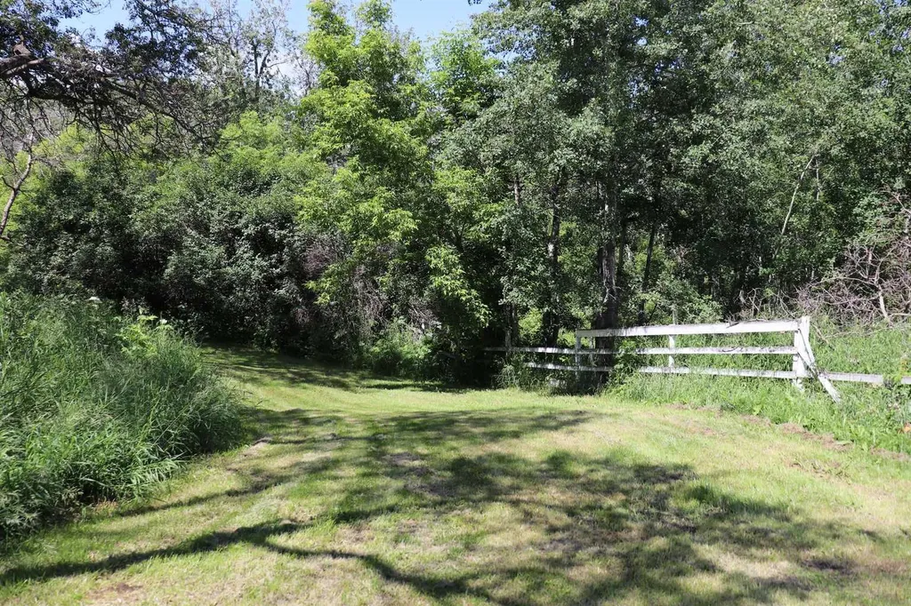 Range Road Rural Ponoka County AB T4J 1R1