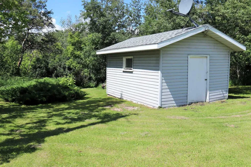 430006 Range Road 232 Rural Ponoka County AB T4J 1R1