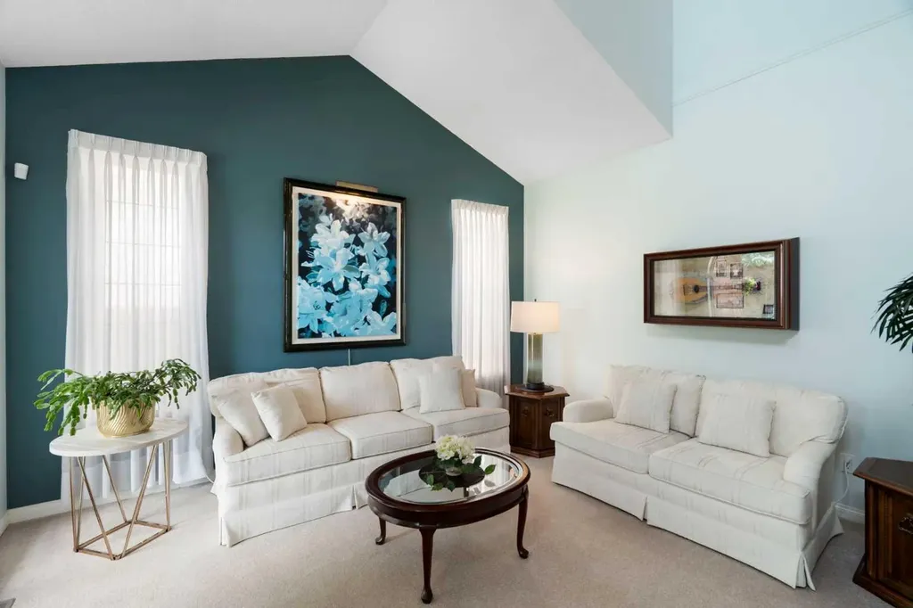 1649 Evergreen Hill SW Calgary AB T2Y 3B6