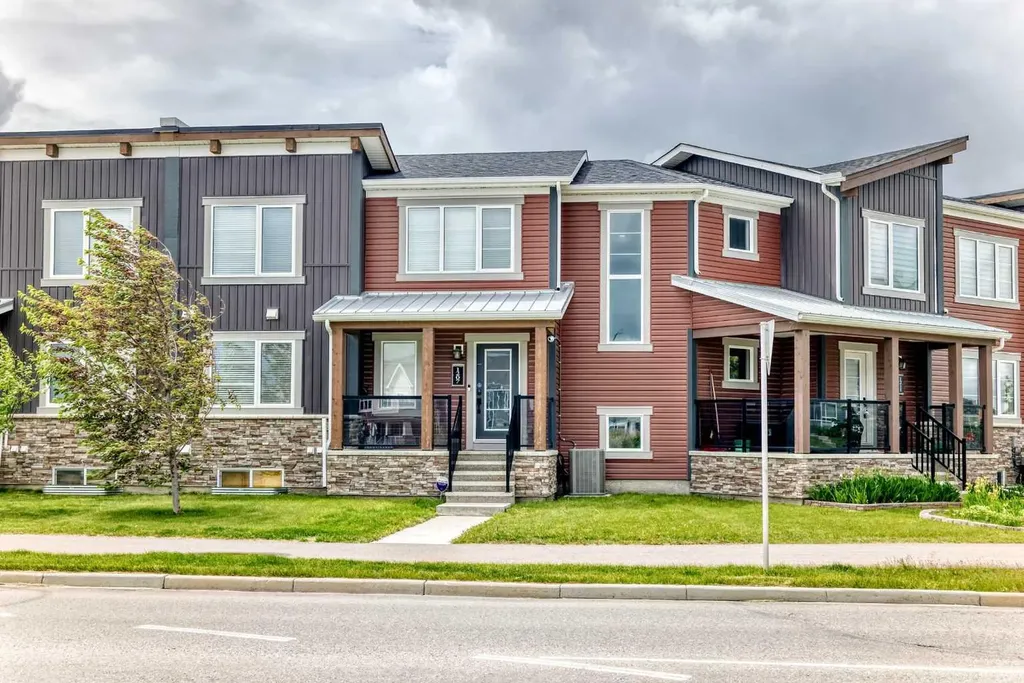1207 140 Avenue NW Calgary AB T3P0Y5