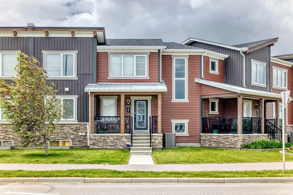 1207 140 Avenue NW Calgary AB T3P0Y5