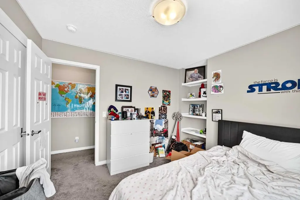 1207 140 Avenue NW Calgary AB T3P0Y5