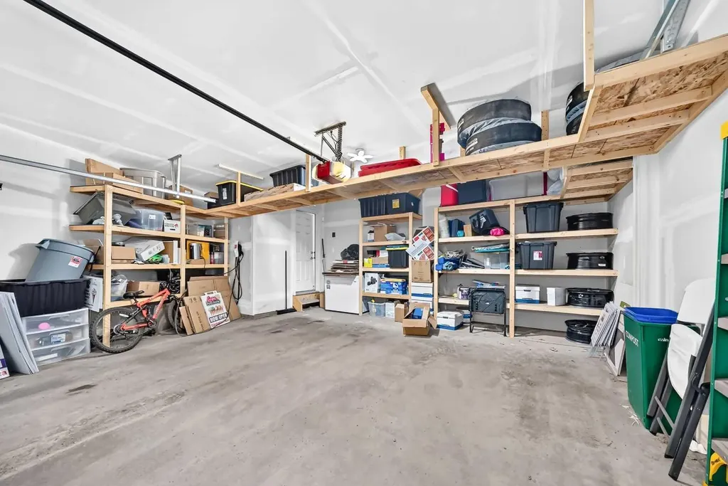 1207 140 Avenue NW Calgary AB T3P0Y5