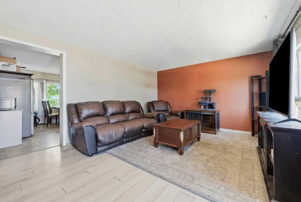 89 Spring Haven Close SE Airdrie AB T4A 1G2