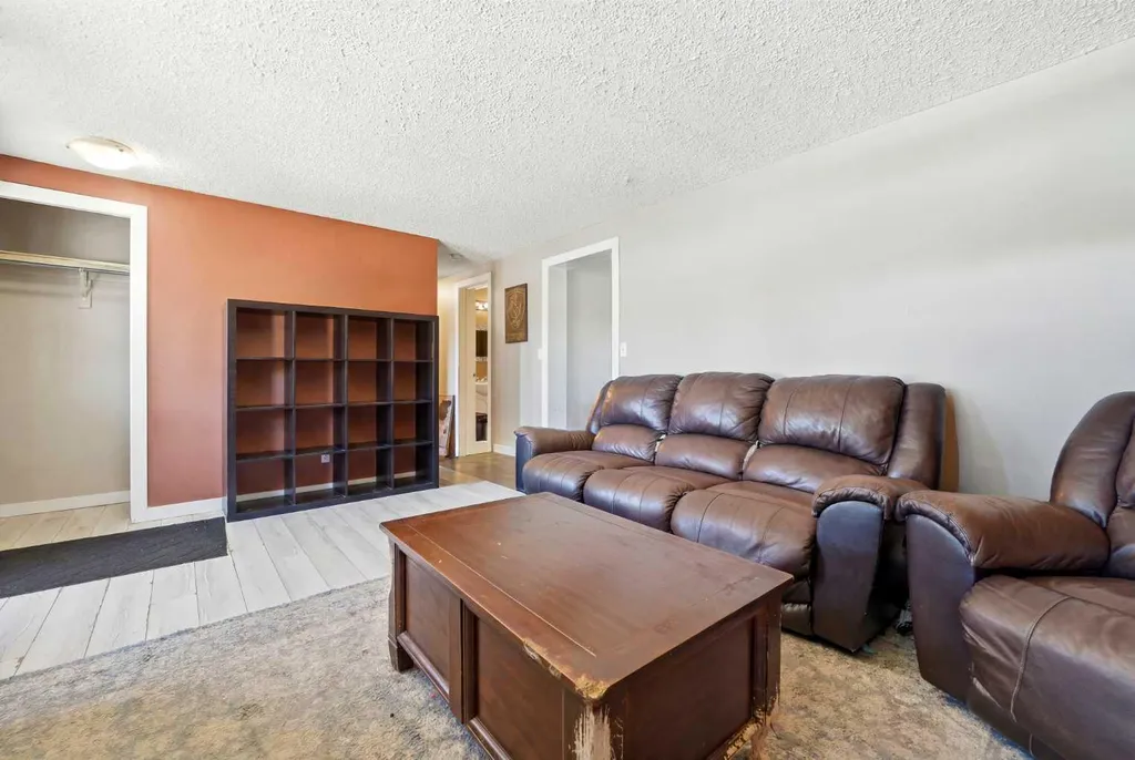 89 Spring Haven Close SE Airdrie AB T4A 1G2