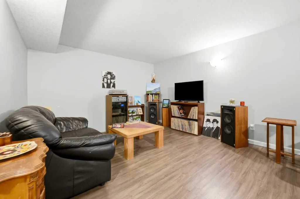 89 Spring Haven Close SE Airdrie AB T4A 1G2