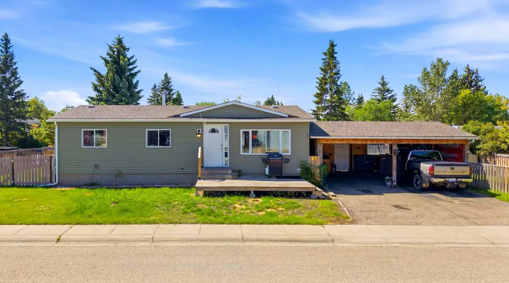89 Spring Haven Close SE Airdrie AB T4A 1G2