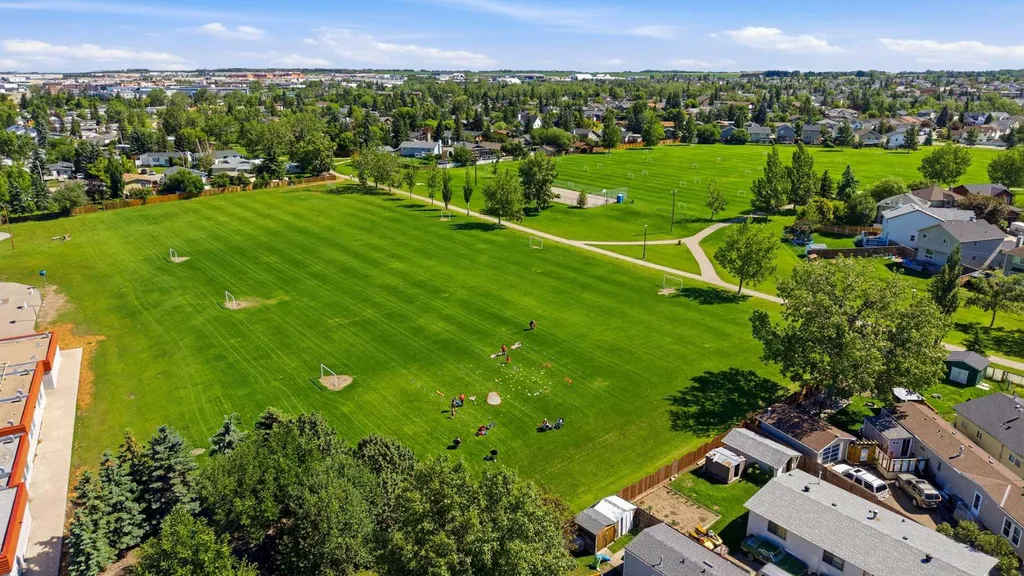 89 Spring Haven Close SE Airdrie AB T4A 1G2